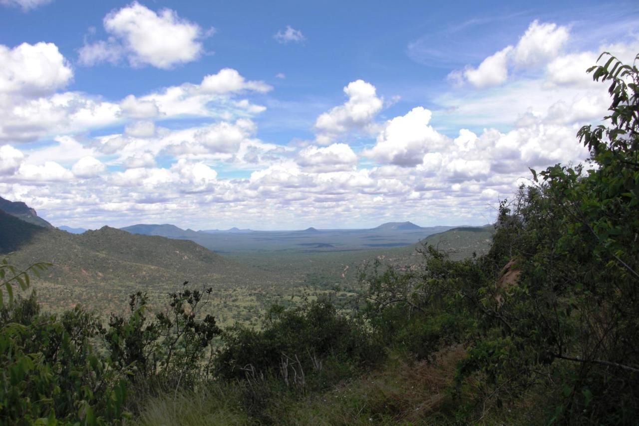 Severin Safari Camp Tsavo West Nationaal Park Buitenkant foto