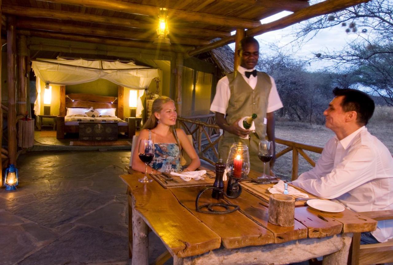 Severin Safari Camp Tsavo West Nationaal Park Buitenkant foto