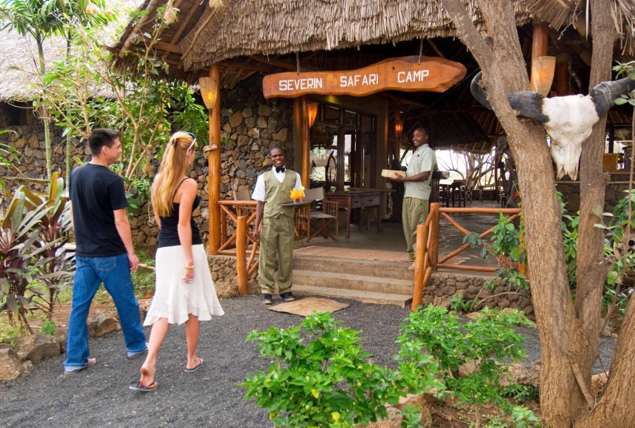 Severin Safari Camp Tsavo West Nationaal Park Buitenkant foto
