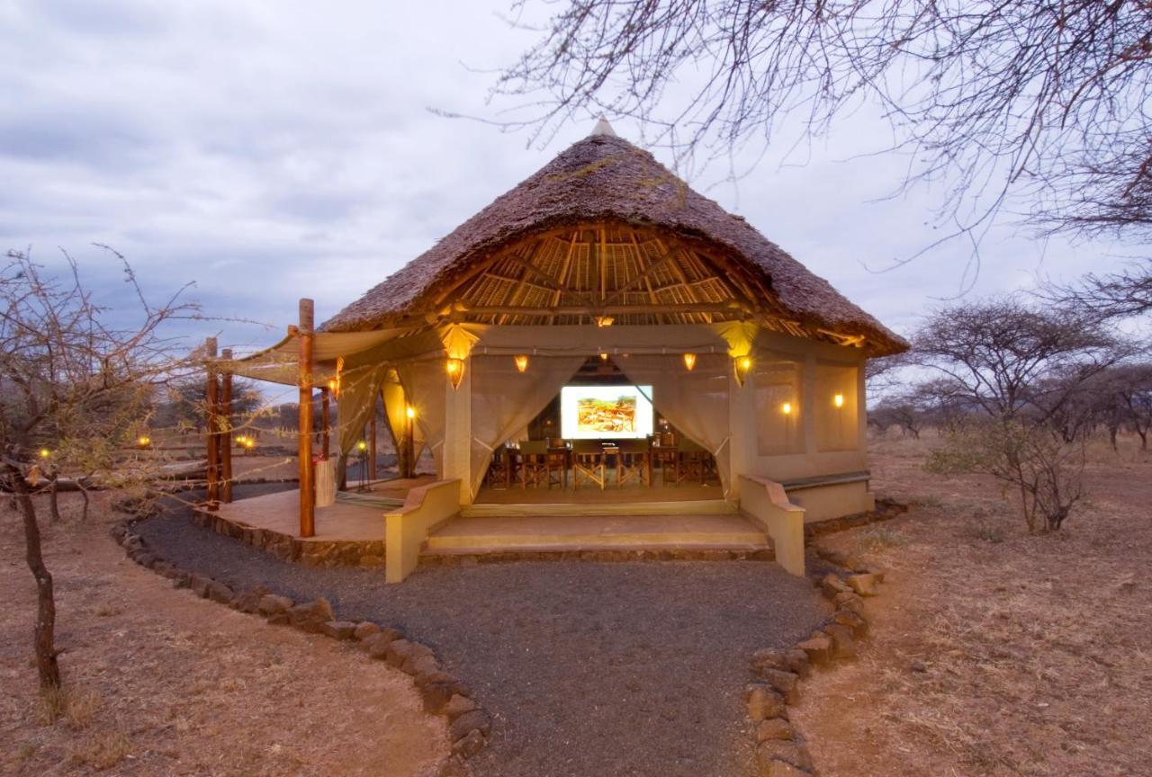 Severin Safari Camp Tsavo West Nationaal Park Buitenkant foto